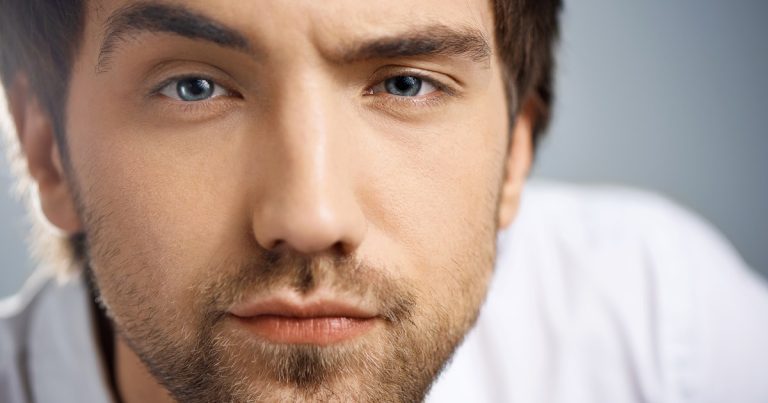 What Causes Sanpaku Eyes? Anatomy, Aging, and Genetics - Honestly